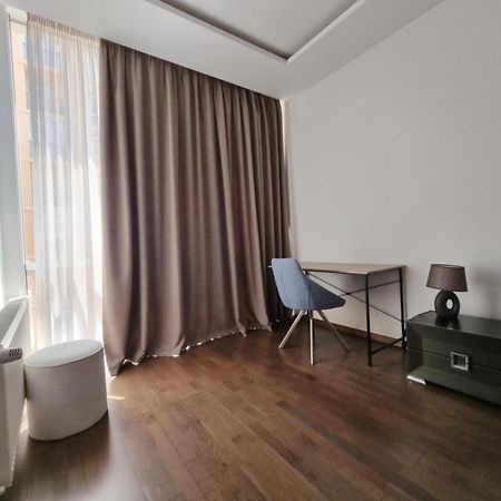 Plaza Arcadia Apartments Odessa Bilik gambar