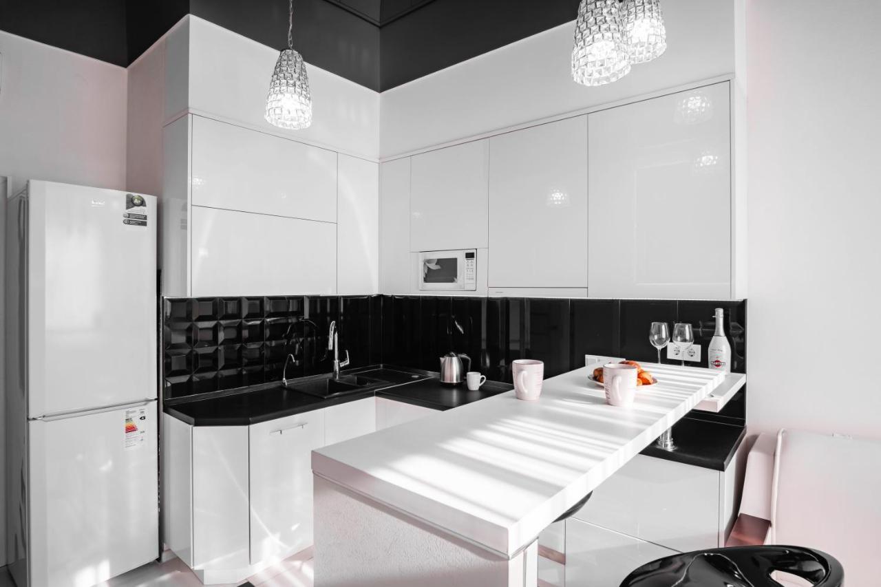 Plaza Arcadia Apartments Odessa Luaran gambar