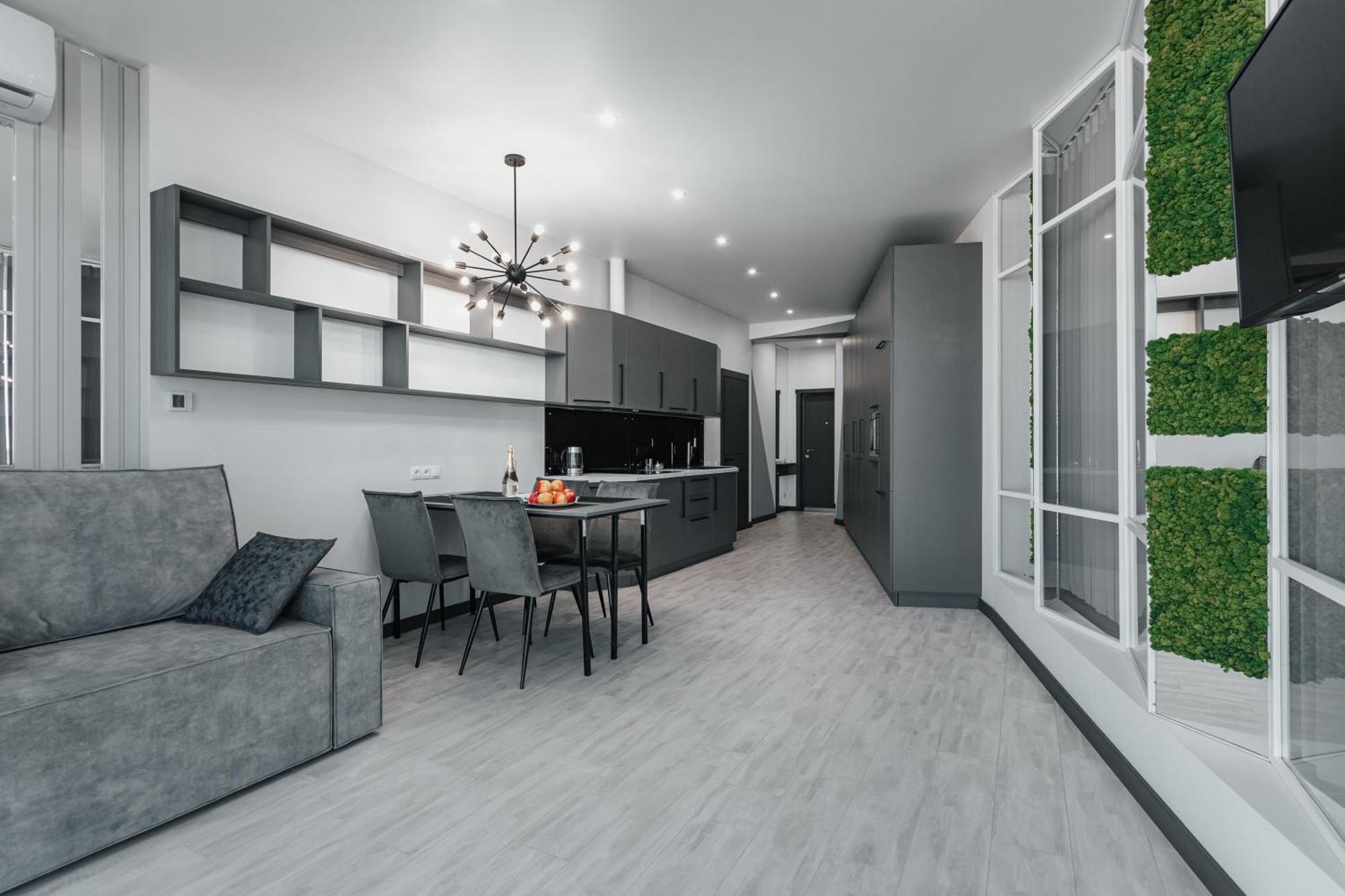 Plaza Arcadia Apartments Odessa Bilik gambar