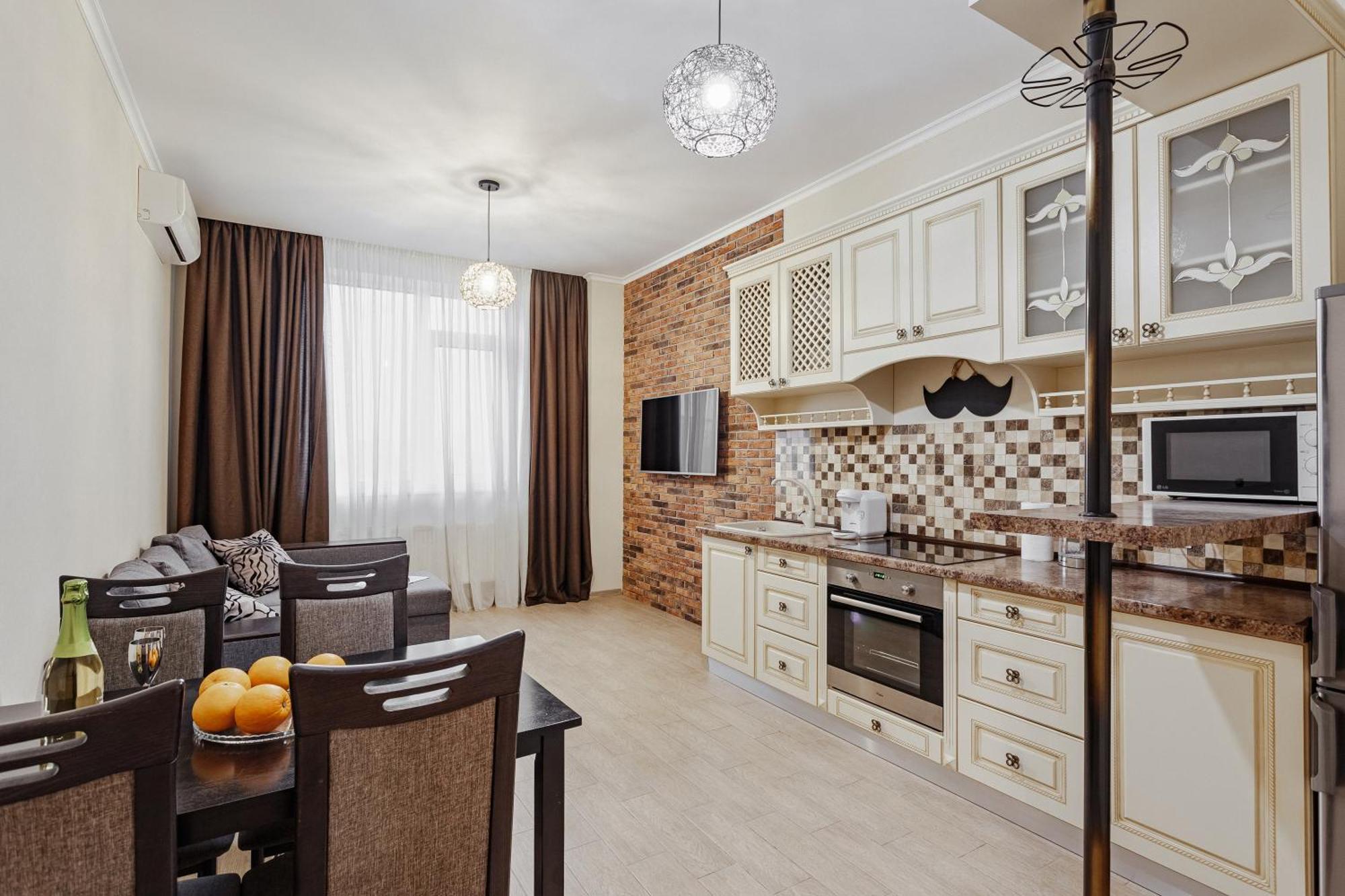 Plaza Arcadia Apartments Odessa Bilik gambar